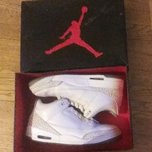 Air Jordan Retro 3, white on white.